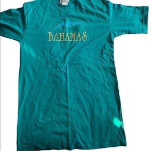 BAHAMAS Tshirt size Large